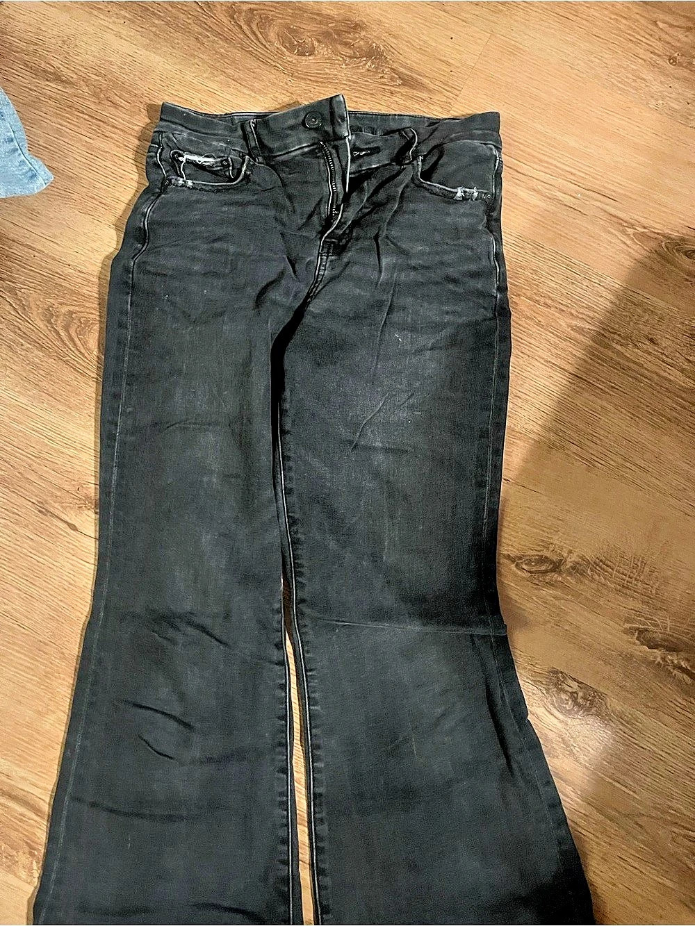 American Eagle Black Flare Jeans size 4